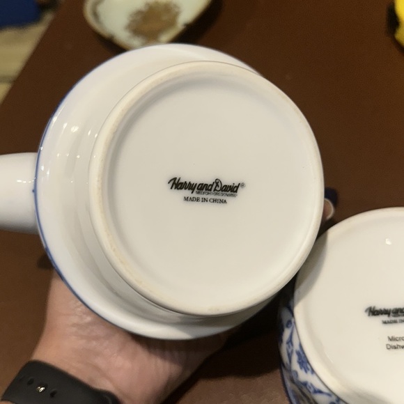 HARRY AND DAVID Stacked Teapot And Cup - Picture 7 of 8